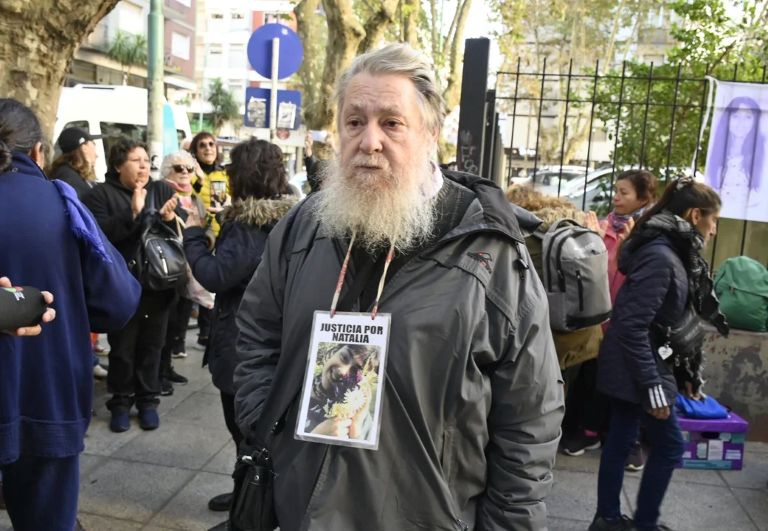 Mar del Plata: extrajeron sangre a tres policías para encontrar al quinto femicida de Natalia Melmann