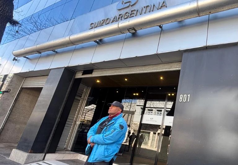 Casanello ordenó nuevos allanamientos a la sede de Andis y la Droguería Suizo Argentina