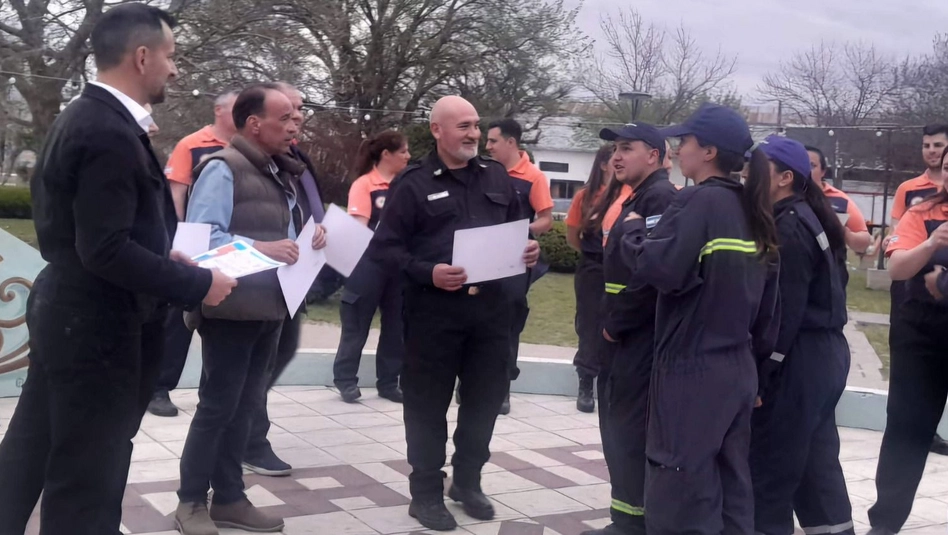 Anguil: egresaron 56 nuevos bomberos voluntarios