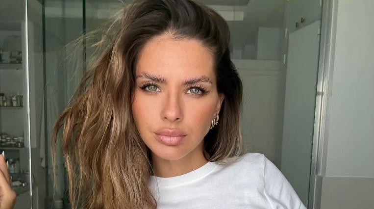 La China Suárez se indignó porque difundieron imágenes de su nueva casa y auto