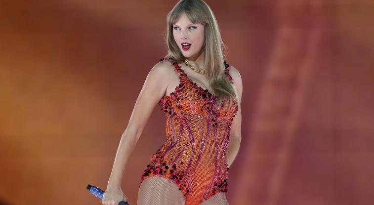 Taylor Swift publicó el video de “The Fate of Ophelia” donde muestra su costado más teatral