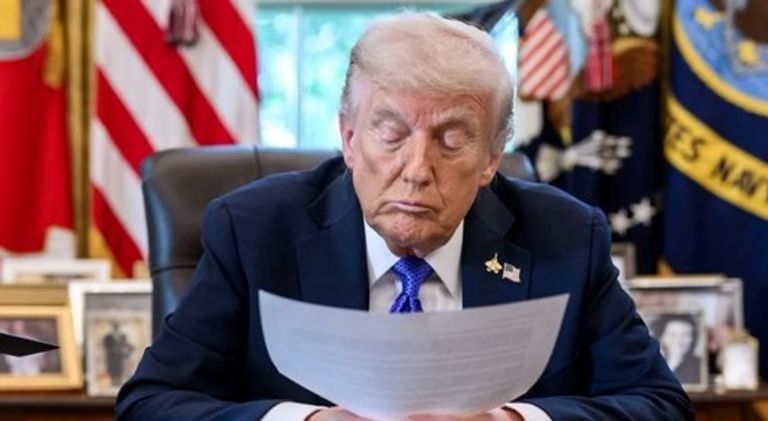 Estados Unidos: Trump firmó una orden para crear un marco nacional de regulación de la IA