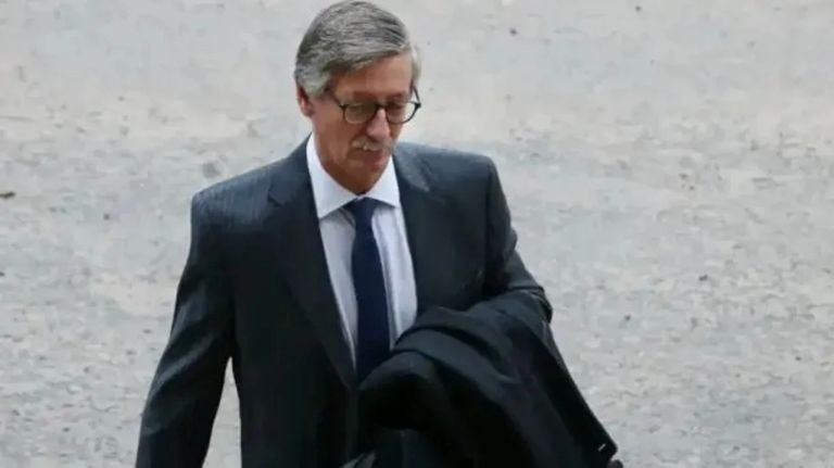 El fiscal Taiano pide analizar los teléfonos secuestrados por $Libra para conocer los mensajes de Milei