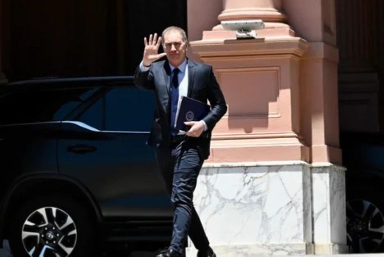 Santilli visita Corrientes y se prepara para recibir a Jorge Macri y al peronista Ziliotto