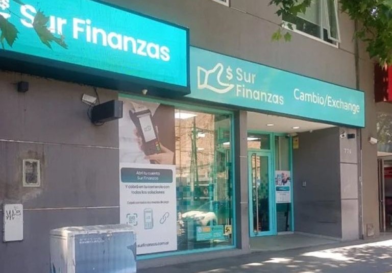 Buenos Aires: detuvieron a la tesorera de Sur Finanzas tras un nuevo allanamiento