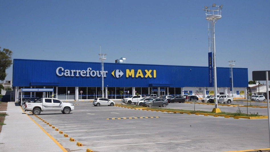 Santa Rosa: continúan los despidos en el hipermercado Maxi Carrefour