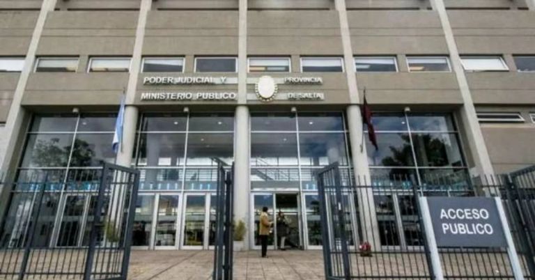 Salta: imputaron a más de 50 docentes por presentar certificados falsos para aumentar puntajes