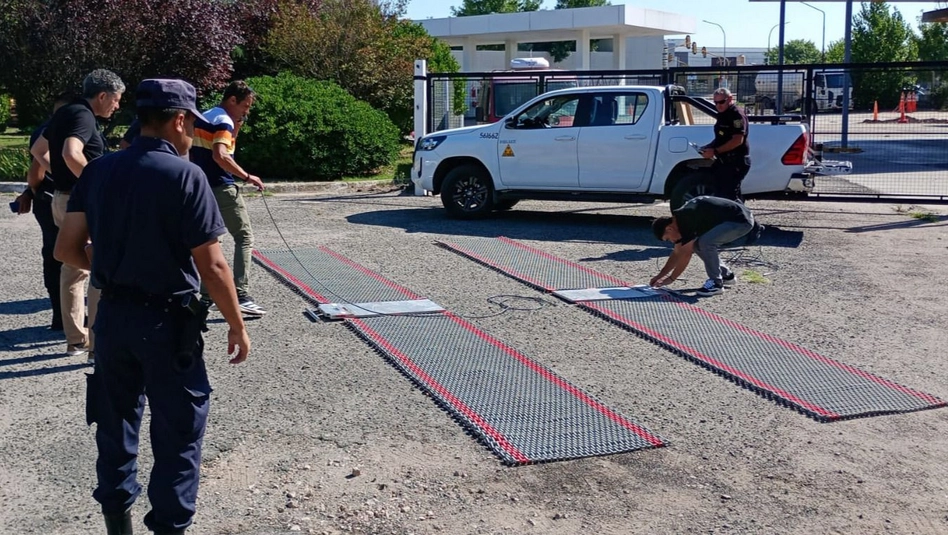 El Gobierno implementará balanzas móviles para controlar el peso de los camiones en rutas provinciales