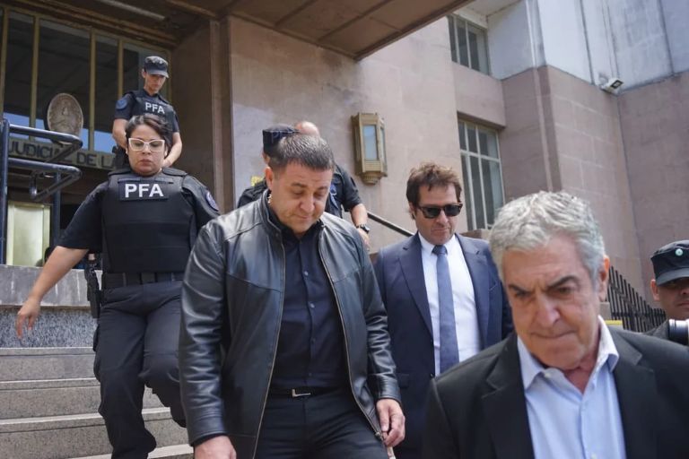 Fútbol: declaró Toviggino, Dalbón dijo que la causa por evasión de la AFA es política y que se resolverá con Karina Milei