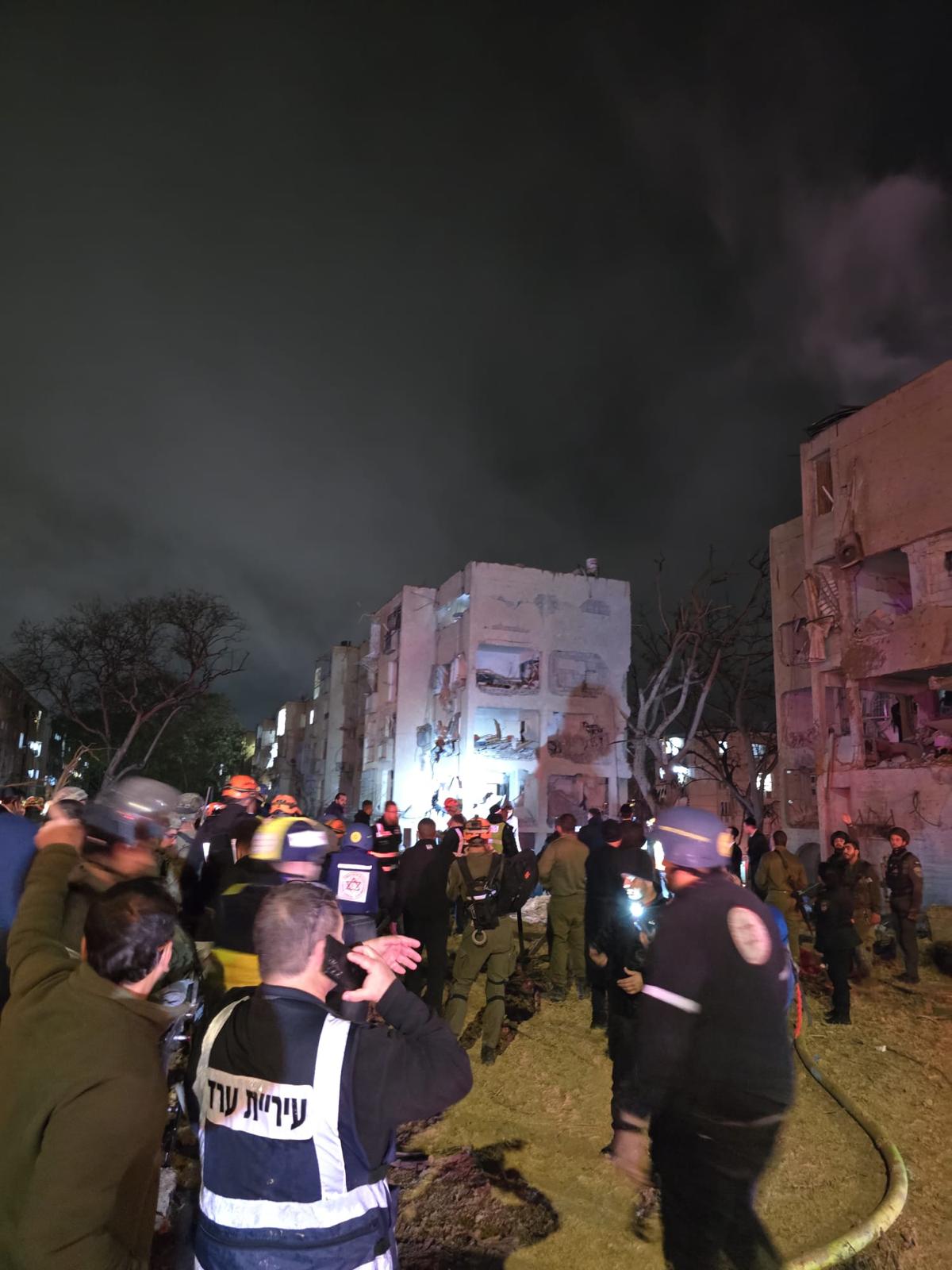 Irán lanzó un ataque clave contra Israel: bombardeó Dimona, sede de su principal instalación nuclear